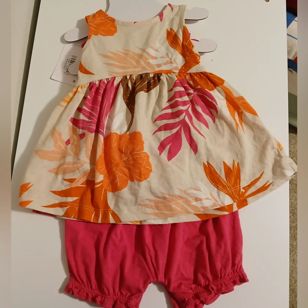 NWT Kid's Carter's 2 Piece Outfit‎